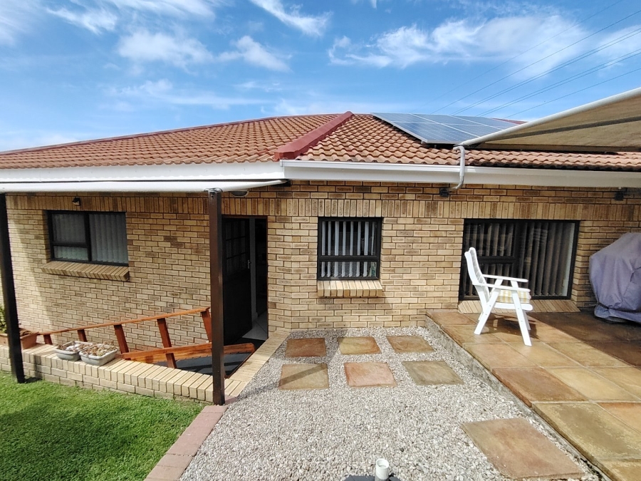 3 Bedroom Property for Sale in Seemeeu Park Western Cape